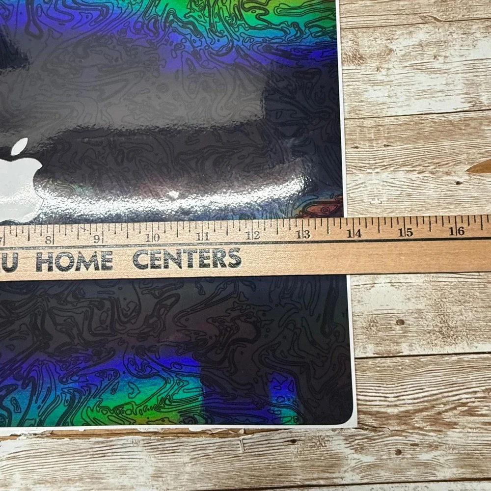 Dbrand Apple 16